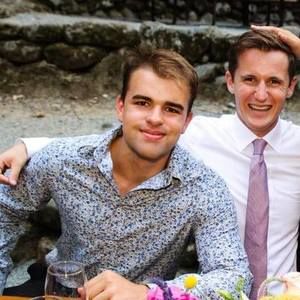 Meet your Posher, Robert